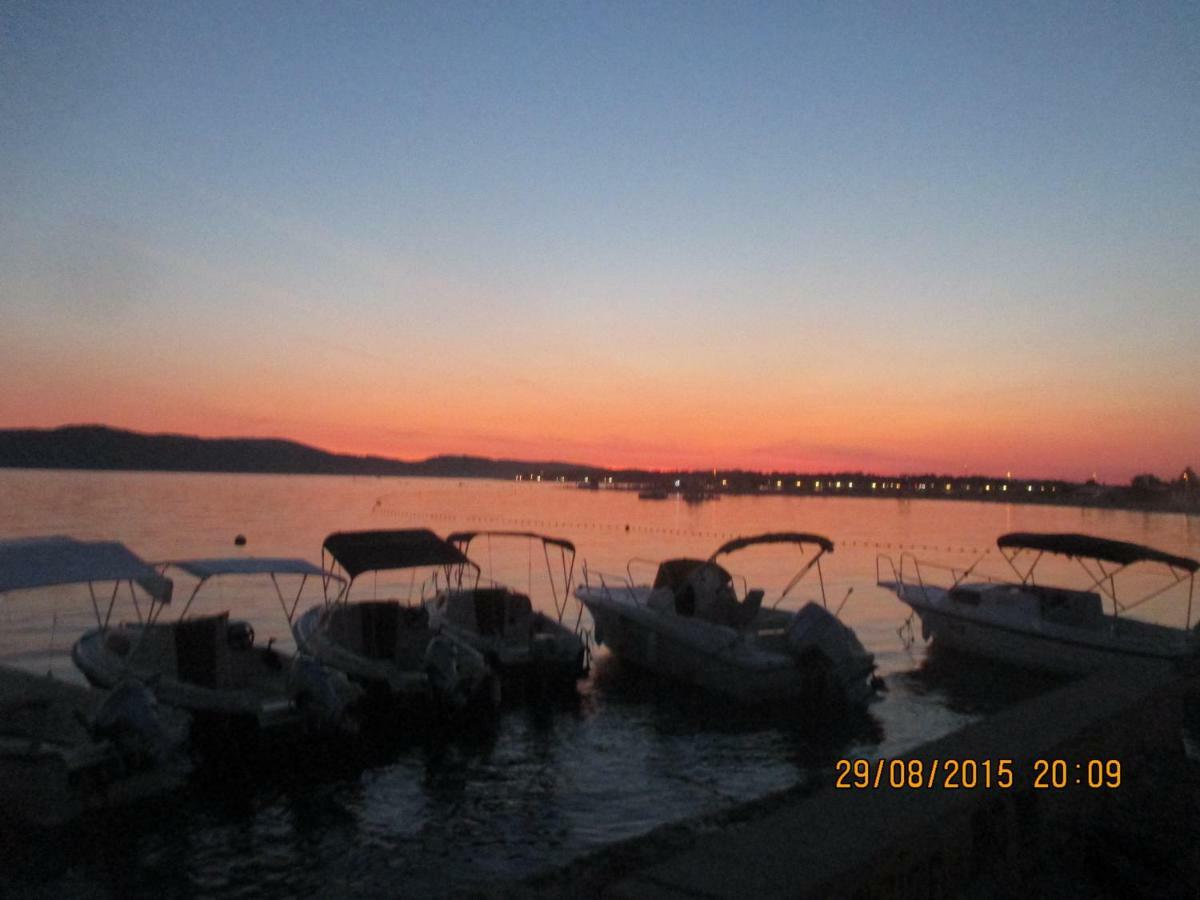 B&B Curica Doma Donje Polje Buitenkant foto